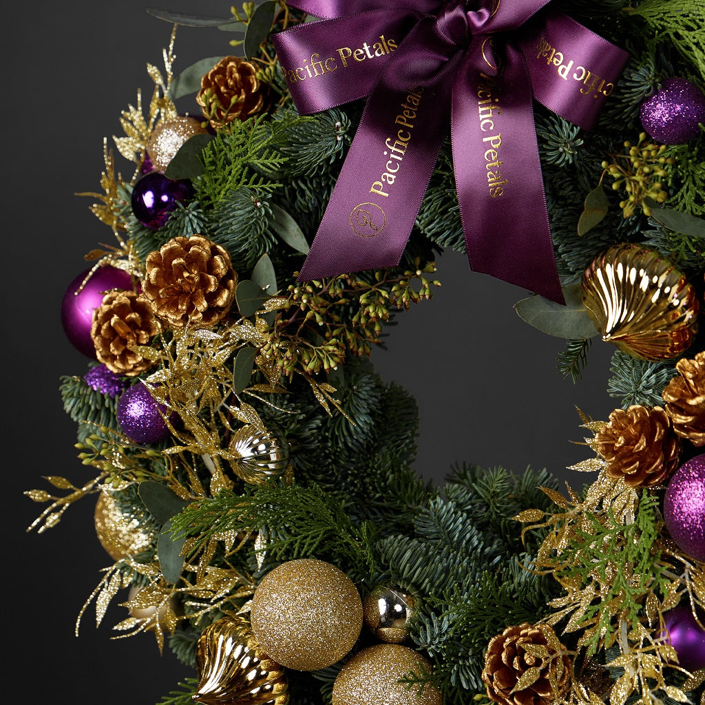 The shiny star xmas wreath